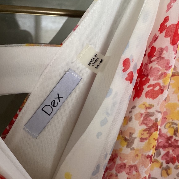 Floral MEDIUM Flowy Dress from DEX - Picture 5 of 7